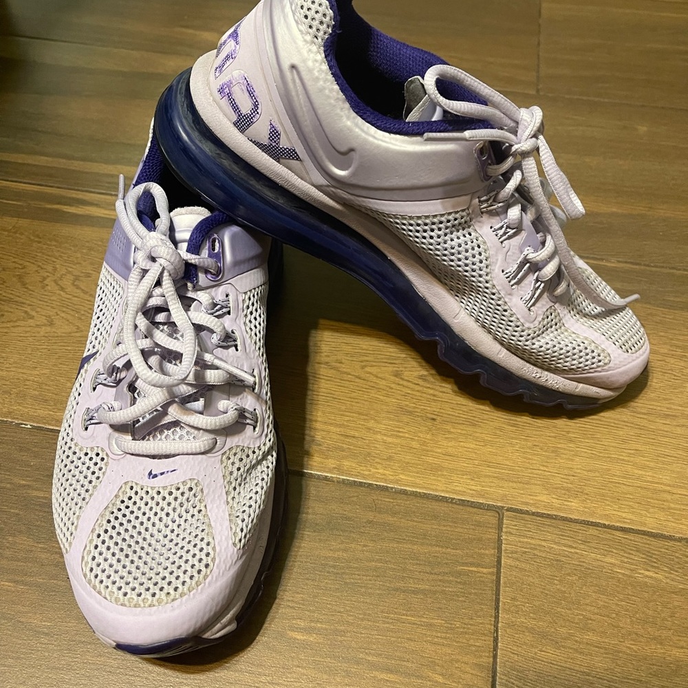 GUC Nike size 8